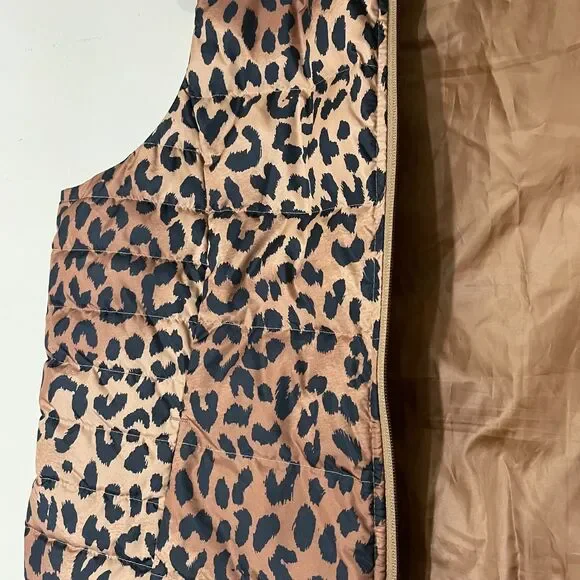 Lands End Women’s Cheetah Animal Print Puffer Vest 600 Down Zip Up SZ L 14/16 - Picture 10 of 11